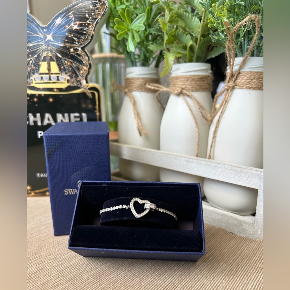 Swarovski Heart Bracelet with Crystals